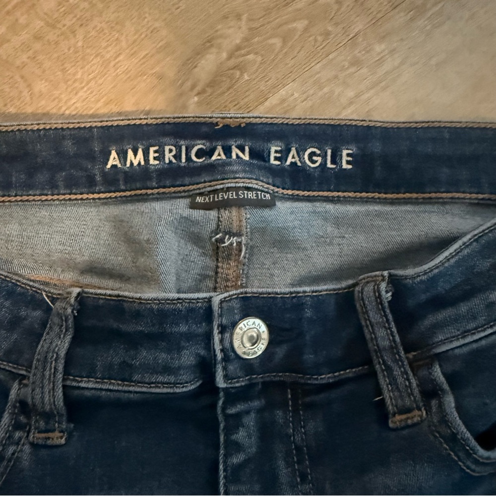 American Eagle High rise shortieNext level Stretch Dark Blue Rolled Denim Shorts - Picture 3 of 5
